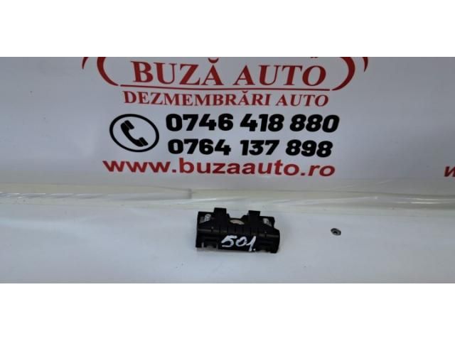 bontott AUDI A4 B9 Antenna Erősítő