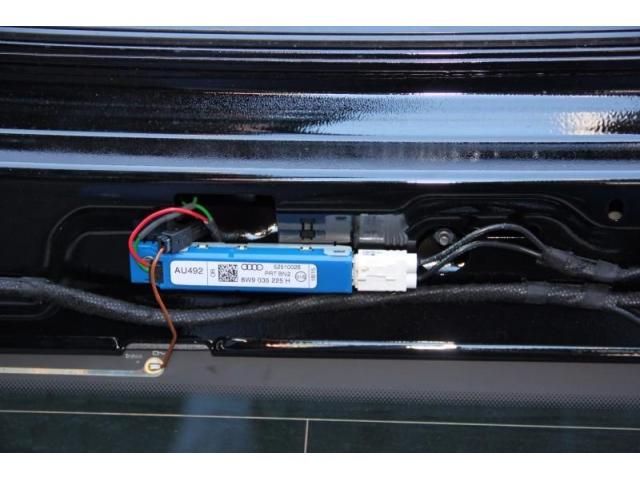 bontott AUDI A4 B9 Antenna Erősítő