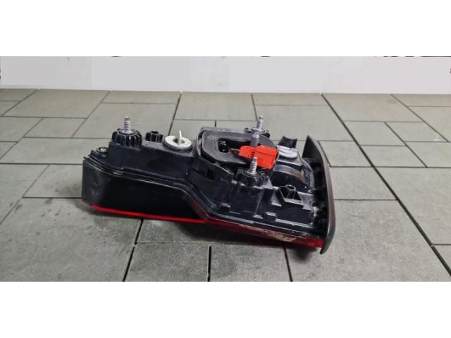 bontott AUDI A4 B9 Bal Belső Hátsó Lámpa