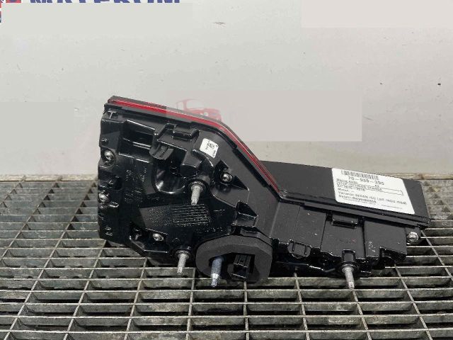 bontott AUDI A4 B9 Bal Belső Hátsó Lámpa