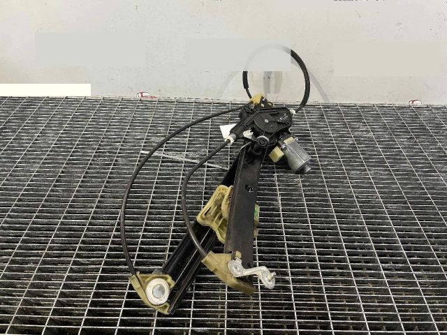 bontott AUDI A4 B9 Bal első Ablakemelő Szerkezet (Elektromos)