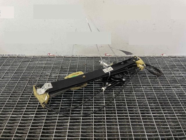 bontott AUDI A4 B9 Bal első Ablakemelő Szerkezet (Elektromos)