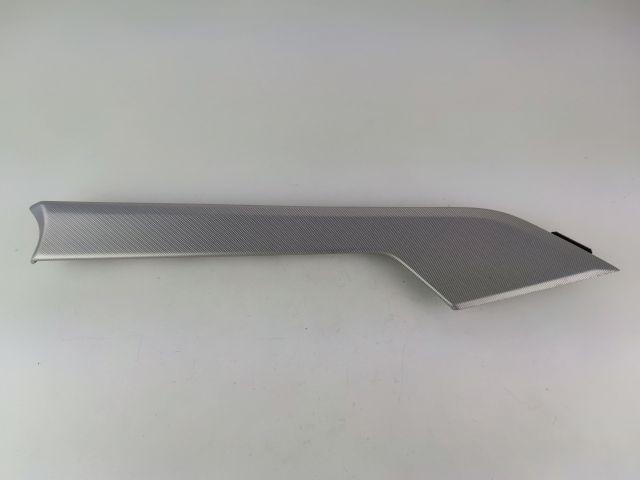 bontott AUDI A4 B9 Bal első Ajtó Díszléc