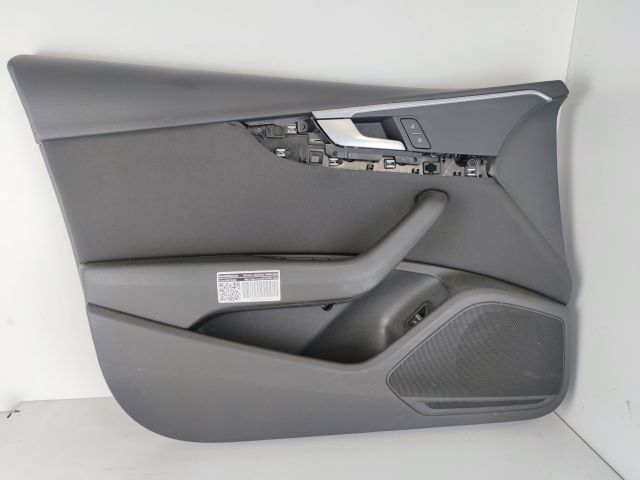 bontott AUDI A4 B9 Bal első Ajtó Kárpit