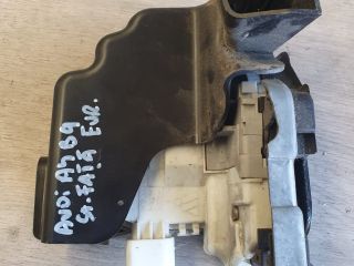 bontott AUDI A4 B9 Bal első Ajtózár