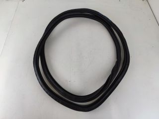 bontott AUDI A4 B9 Bal első Gumikéder