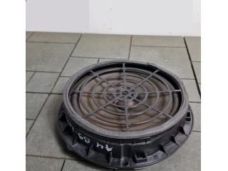 bontott AUDI A4 B9 Bal első Hangszóró