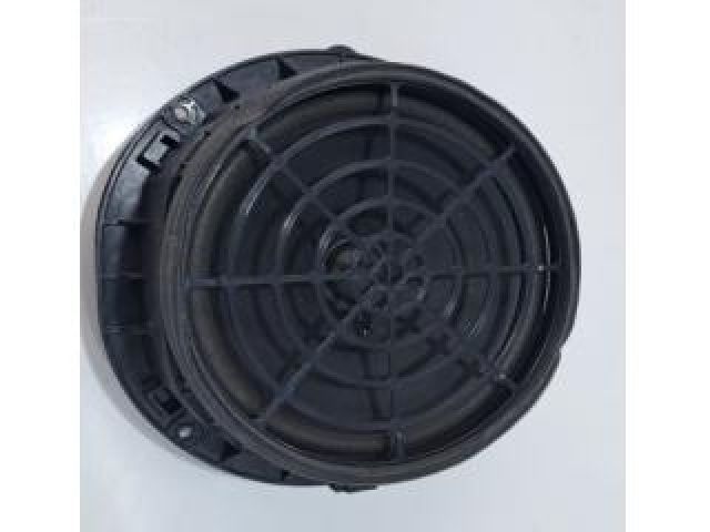 bontott AUDI A4 B9 Bal első Hangszóró