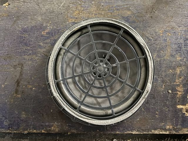 bontott AUDI A4 B9 Bal első Hangszóró