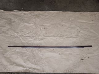 bontott AUDI A4 B9 Bal első Vízlehúzó Gumicsík