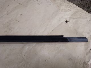 bontott AUDI A4 B9 Bal első Vízlehúzó Gumicsík