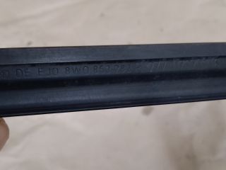 bontott AUDI A4 B9 Bal első Vízlehúzó Gumicsík