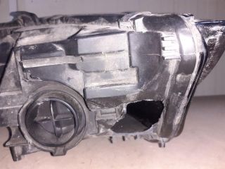 bontott AUDI A4 B9 Bal Fényszóró