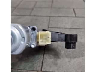 bontott AUDI A4 B9 Bal hátsó Ablakemelő Motor