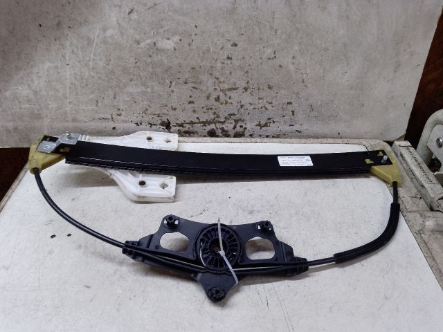 bontott AUDI A4 B9 Bal hátsó Ablakemelő Szerkezet (Elektromos)