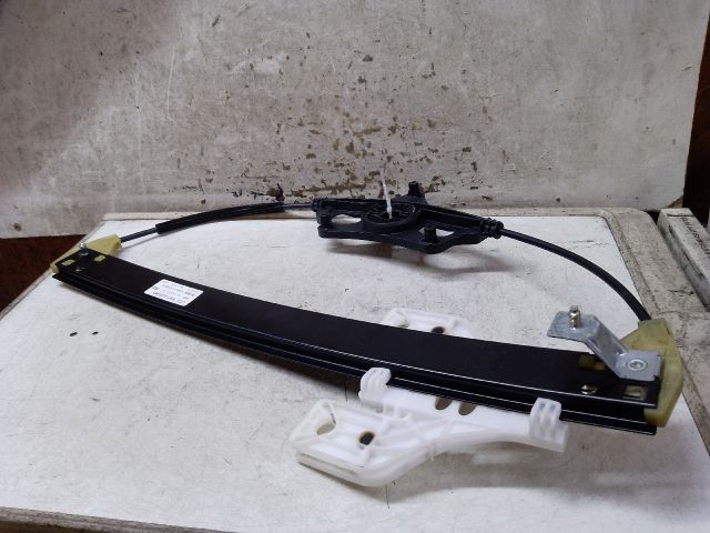 bontott AUDI A4 B9 Bal hátsó Ablakemelő Szerkezet (Elektromos)