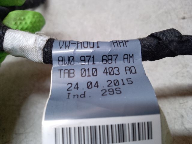 bontott AUDI A4 B9 Bal hátsó Ajtó Kábelköteg