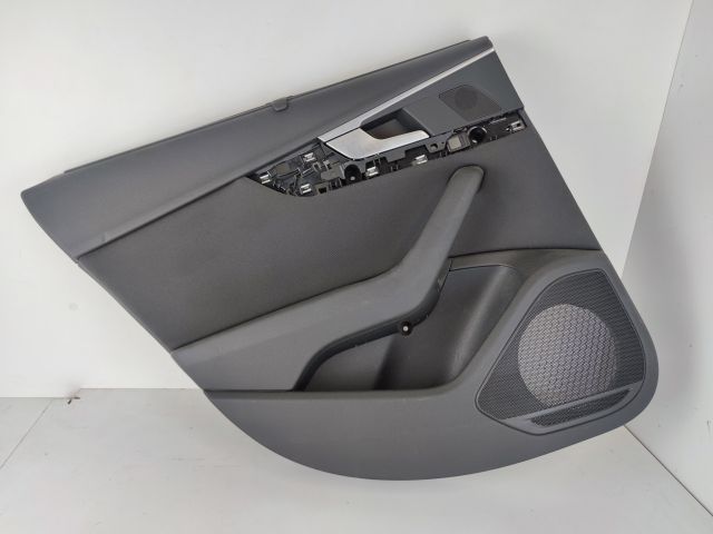 bontott AUDI A4 B9 Bal hátsó Ajtó Kárpit