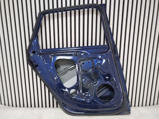 bontott AUDI A4 B9 Bal hátsó Ajtó (Üres lemez)