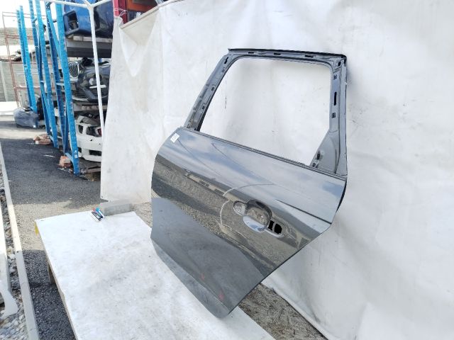 bontott AUDI A4 B9 Bal hátsó Ajtó (Üres lemez)