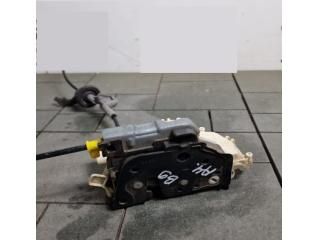 bontott AUDI A4 B9 Bal hátsó Ajtózár