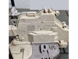 bontott AUDI A4 B9 Bal hátsó Ajtózár