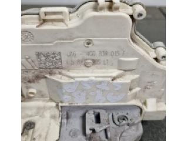 bontott AUDI A4 B9 Bal hátsó Ajtózár