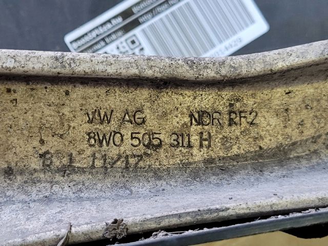 bontott AUDI A4 B9 Bal hátsó Alsó Lengőkar