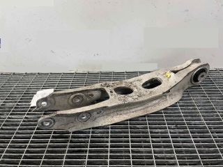 bontott AUDI A4 B9 Bal hátsó Alsó Lengőkar