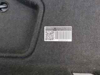 bontott AUDI A4 B9 Bal hátsó Csomagtér Burkolat (Műanyag)