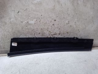 bontott AUDI A4 B9 Bal hátsó Első Ajtókeret Burkolat