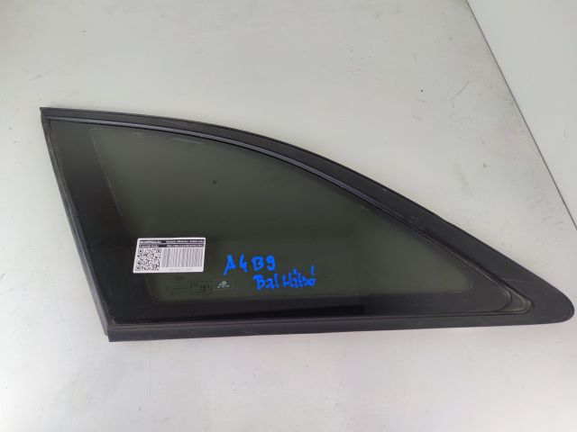 bontott AUDI A4 B9 Bal hátsó Fixüveg (Ajtóban)