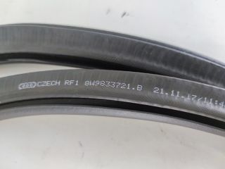 bontott AUDI A4 B9 Bal hátsó Gumikéder