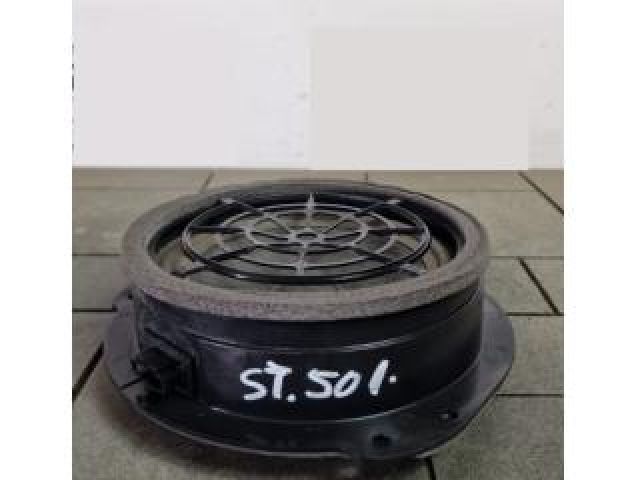 bontott AUDI A4 B9 Bal hátsó Hangszóró