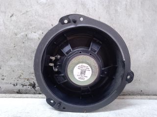 bontott AUDI A4 B9 Bal hátsó Hangszóró