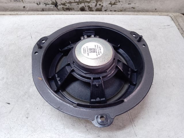 bontott AUDI A4 B9 Bal hátsó Hangszóró