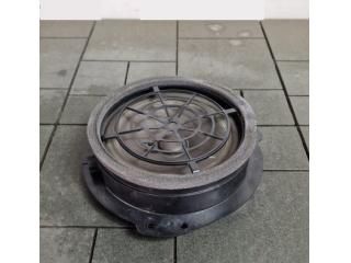 bontott AUDI A4 B9 Bal hátsó Hangszóró
