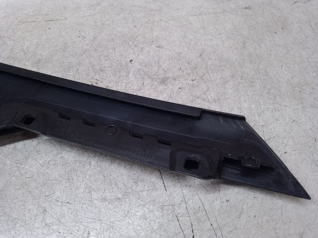 bontott AUDI A4 B9 Bal hátsó Hátsó Ajtókeret Burkolat