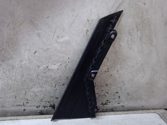 bontott AUDI A4 B9 Bal hátsó Hátsó Ajtókeret Burkolat