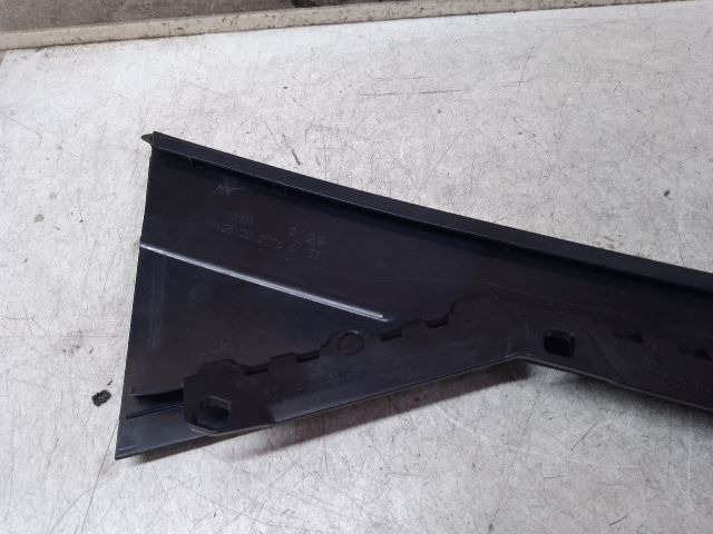 bontott AUDI A4 B9 Bal hátsó Hátsó Ajtókeret Burkolat