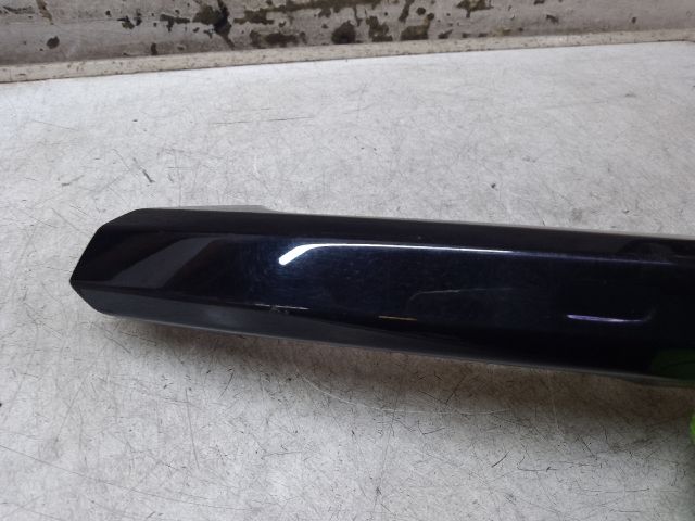 bontott AUDI A4 B9 Bal hátsó Külső Kilincs