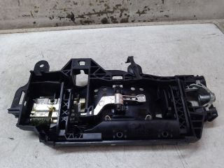 bontott AUDI A4 B9 Bal hátsó Külső Kilincsfészek