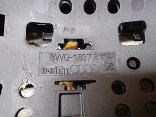 bontott AUDI A4 B9 Bal hátsó Külső Kilincsfészek