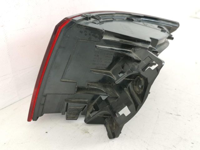 bontott AUDI A4 B9 Bal Hátsó Lámpa