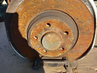 bontott AUDI A4 B9 Bal hátsó Tengelycsonk