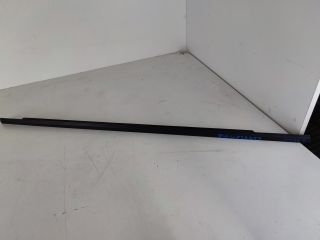 bontott AUDI A4 B9 Bal hátsó Vízlehúzó Gumicsík