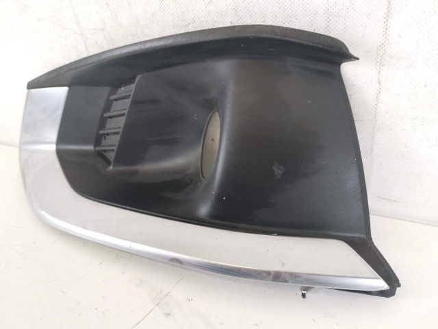 bontott AUDI A4 B9 Bal Ködzárófény Keret