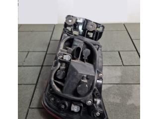 bontott AUDI A4 B9 Bal Külső Hátsó Lámpa