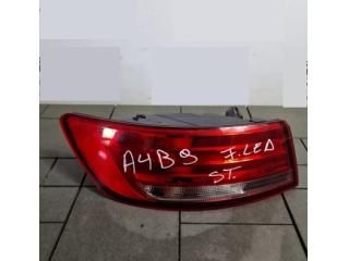bontott AUDI A4 B9 Bal Külső Hátsó Lámpa