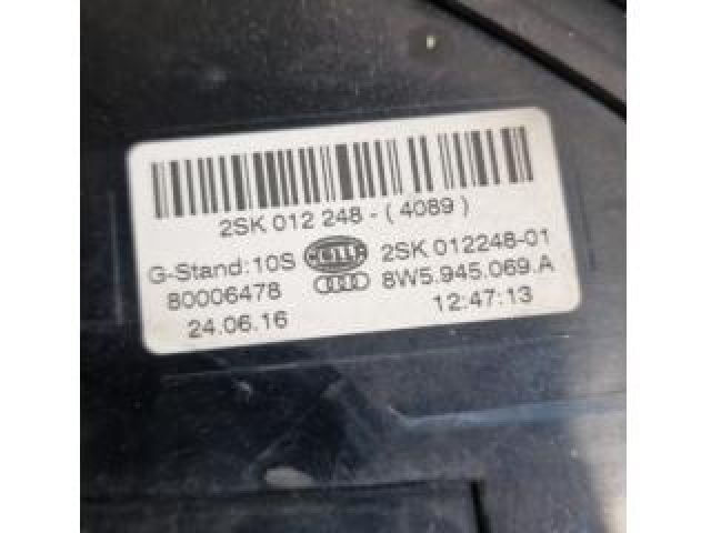 bontott AUDI A4 B9 Bal Külső Hátsó Lámpa